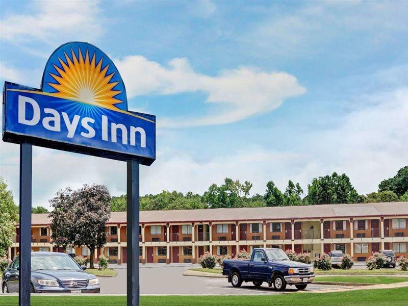 Days By Wyndham Hotel