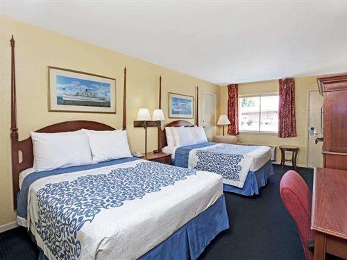 Hotel Days By Wyndham 2*